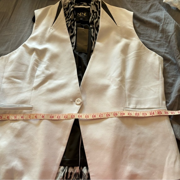 BNWT vest with chiffon bottom plus size - Picture 6 of 7